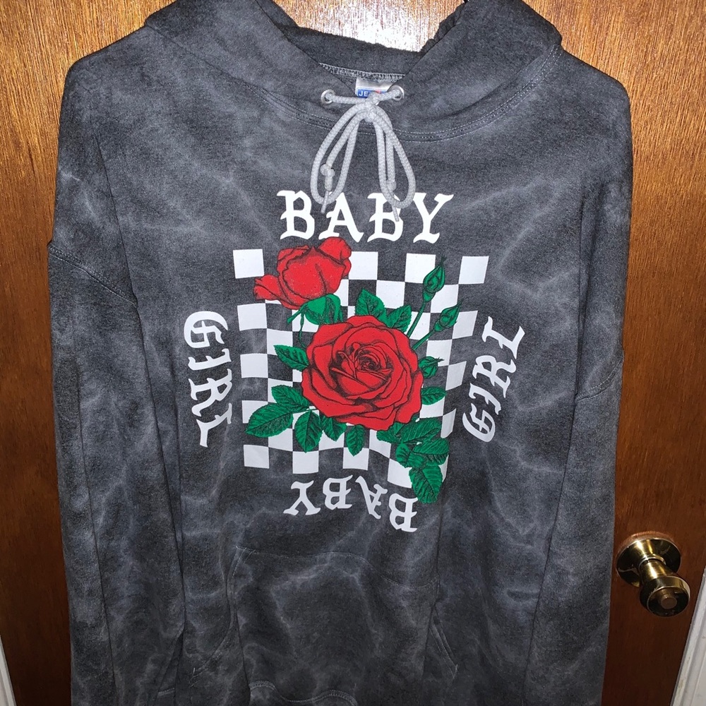 Rue 21 Women’s XL Sweatshirt
